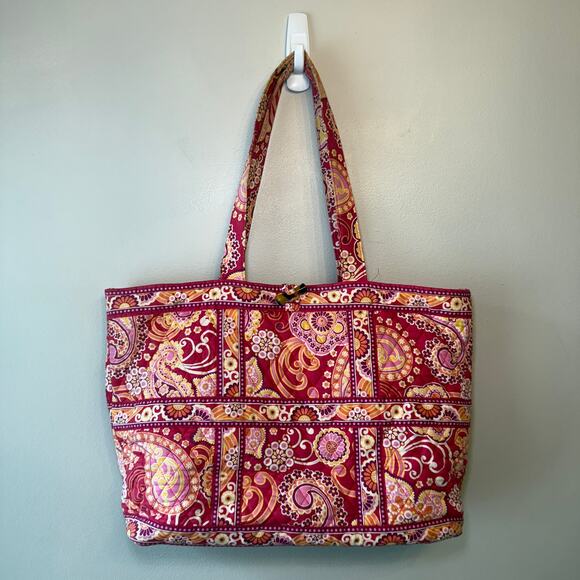Vera Bradley Women's Raspberry Fizz Paisley Print Tic Tac Tote Bag Purse - Picture 1 of 10